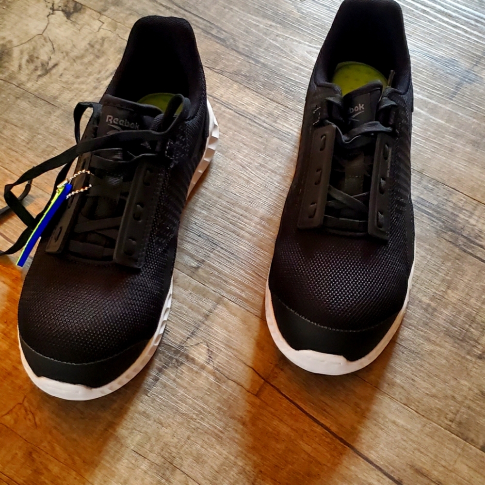 Reebok Athletic Work Shoe Black Women's Size 7